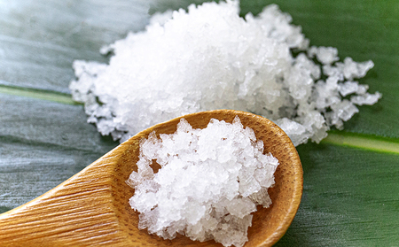 【奄美の塩】極上粗塩×4袋セット 鹿児島県 奄美群島 奄美大島 龍郷町 国産 奄美産 しお 塩 ソルト 粗塩 天然 海水 調味料 ミネラル お取り寄せ