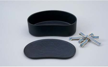 有田焼 お祝いセット まゆ型小箱・結び瓢皿【中山陶和堂】食器 うつわ 器 磁器 陶磁器 セット 陶箱 小箱 皿 小皿 ひょうたん 手描き 縁起物 お祝い ハレの日 A40-364