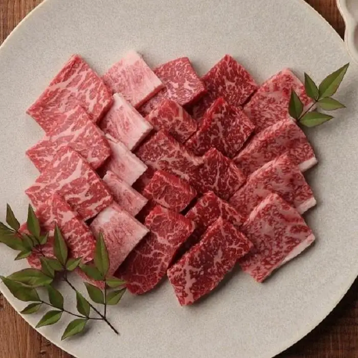神戸牛 焼肉 6種盛り　600g（専用仕切り箱）　KB003