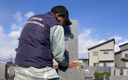 お墓のプロによるお墓参り代行サービス