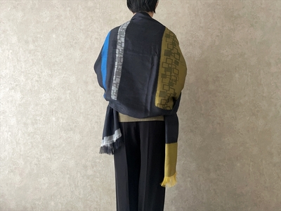 ◎海外要人向け贈呈品選出 STYLE＊MEISEN 四角重ね柄ストール（BLACK） F7Z-310