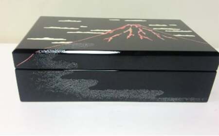 長角小箱（大） 赤富士（貝入）黒 雑貨 日用品 工芸品  FAD-1225