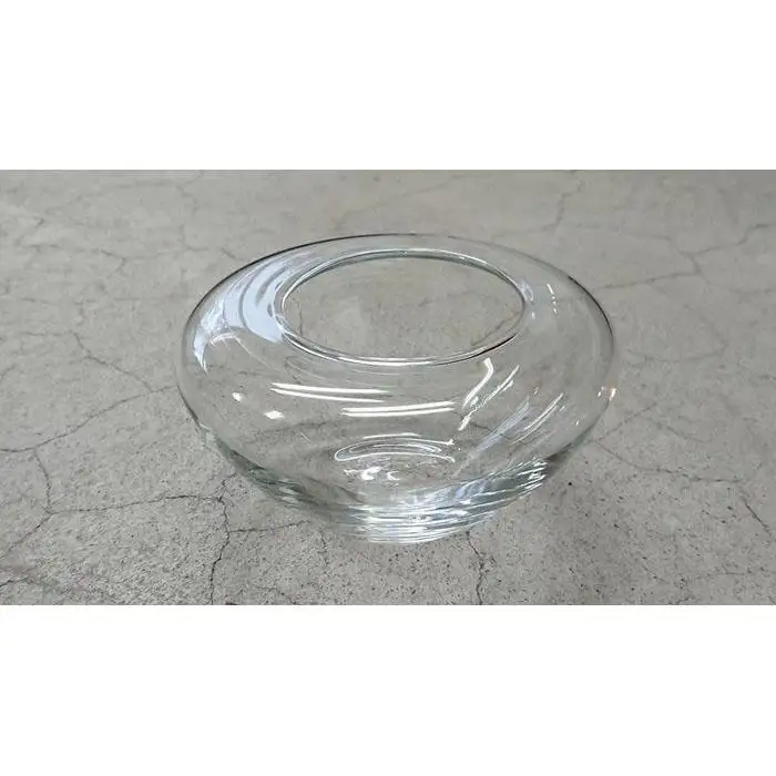 水たまりの花器（ガラスの花どめ付き）