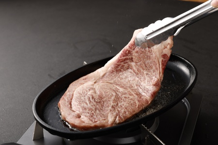 牛肉 ステーキ 黒樺牛 A4～A5等級 肉厚 サーロイン 300g