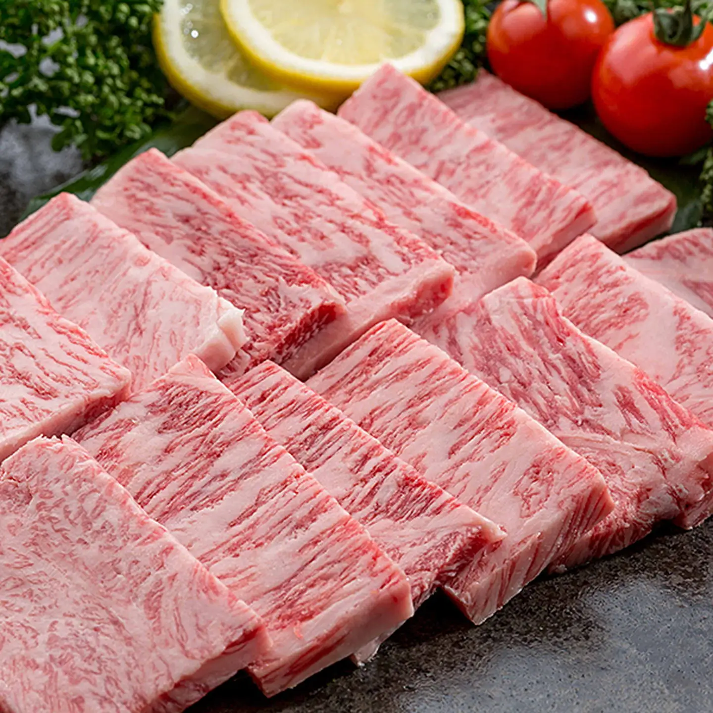 【定期便12回】毎月佐賀牛定期便 佐賀県 佐賀市 やまとフーズ 佐賀牛ローストビーフ 佐賀牛厚切りサーロインステーキ　佐賀牛しゃぶしゃぶ 佐賀牛カルビ焼肉 佐賀牛ハンバーグ佐賀牛モモブロック 佐賀牛ロースブロック 佐賀牛赤身カルビ焼肉（モモ） 佐賀牛すき焼き：C330-006