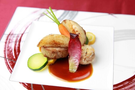 【サドヤ】老舗ワイナリーレストランお食事券【ランチコース】