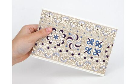 【文庫屋大関】パーソナルホルダー　錦紗＜紫＞【皮革工芸品】 民芸品 雑貨 日用品 牛革 イスラム文様 ギリシャ文様 