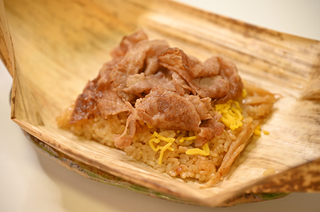 【PRキャンペーン対象】近江牛 すき焼き おこわ 竹皮包み【W007W】【 近江牛 】 牛肉