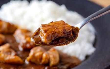 くにさき桜王のゴロゴロ豚カレー（200g×4食）_2324R