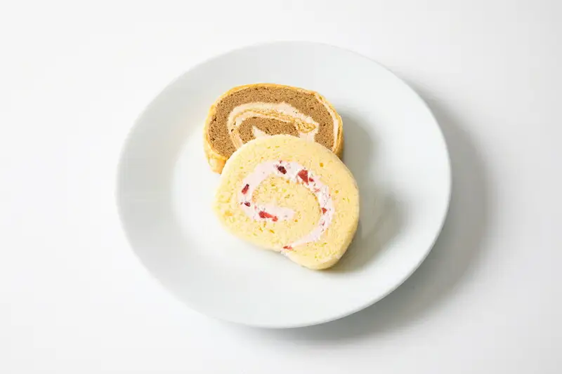 【6個入り】シェフおすすめロールケーキ6種の詰め合わせ（しあわせロール・チョコ・カフェ・季節のおすすめ3種×各1個）【 ロールケーキ スイーツ お菓子 神奈川県 南足柄市 】