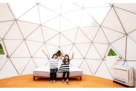 BE01 まつたけ小屋 アウトドア広場「梅松苑」ドームテント 平日御宿泊券 4名様まで (食事なし) // 長野県 南信州 ドームテント グランピング アウトドア キャンプ 星空