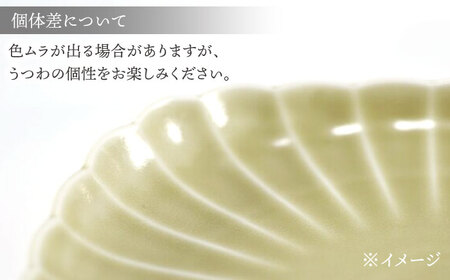 【波佐見焼】四つ菊 大皿 ベージュ 1点【永泉】[MC86]