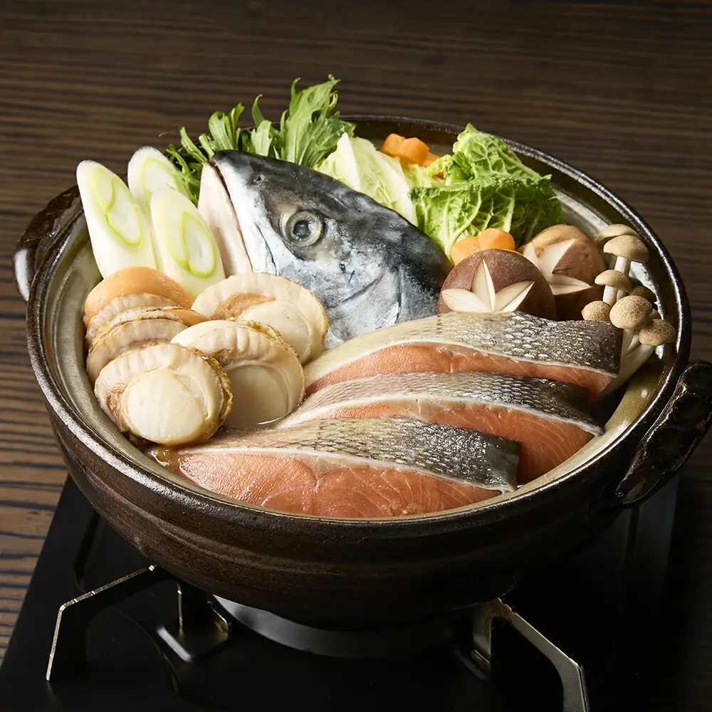 簡単!知床から石狩鍋!鮭の出汁の濃さが違います! 3.4人前_惣菜・加工品 魚 鍋 なべ ナベ
