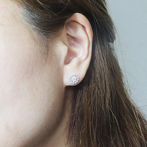 プラチナフラワーダイヤモンドピアス 0.40ct  PT900 プラチナ ピアス ダイヤモンド ダイヤ0.20ct×2 カラット 天然 ダイヤモンド プラチナ900 ジュエリー アクセサリー プラチナ レディース ファッション 宝飾 ジュエリー アクセサリー 山梨県 甲斐市 BQ-71