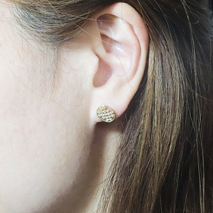 K18楕円形ダイヤモンドピアス 0.22ct  K18 ジュエリー アクセサリー ピアス ダイヤモンド イエローゴールド ホワイトゴールド ピンクゴールド ダイヤ0.11ct×2 カラット 天然 ダイヤモンド レディース ファッション 宝飾 ジュエリー アクセサリー 山梨県 甲斐市 BQ-73