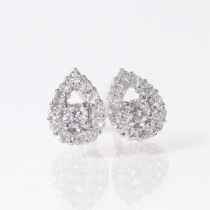 プラチナ 　しずく　取り巻き　ダイヤモンドピアス　0.20ct