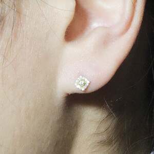 K18 　ひし形　ダイヤモンドピアス　0.16ct