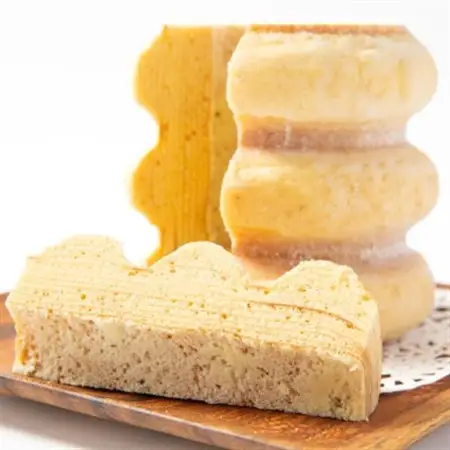 ei gift BOX　バウムクーヘン3山【1個】フロランタン【6本】リーフパイ【3枚】ギフトBOX_菓子・スイーツ 洋菓子    菓子・スイーツ 焼き菓子  _【配送不可地域：離島】【1230999】