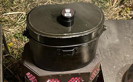 ハンゴーコンロ研究所　飯盒すいさん専用重り『ハンゴー鎮（ちん）』(黒)