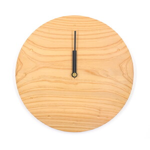 Wooden clock 木の時計（秋田杉） インテリア シンプル 丸型 掛け時計 木のぬくもり ナチュラル リビング 寝室 店舗 お店  ドットタイプ