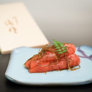 AI034.辛子めんたい昆布漬（木箱入り400g）〈博多料亭.満佐〉