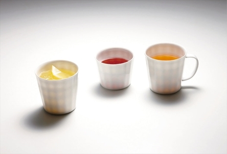 【美濃焼】 フリル マグカップ 2個セット ホワイト 瑞浪市 / JS企画 小田陶器 カップ コップ マグ [AZAZ246]