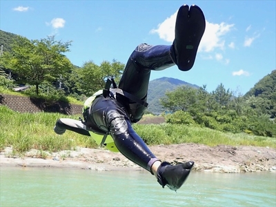 【ふるさと納税】神奈川の秘境でアドベンチャー！リバーランアクティビティチケット！2名様分【 ペア 体験チケット 利用チケット アウトドア 神奈川県 山北町 河内川 】