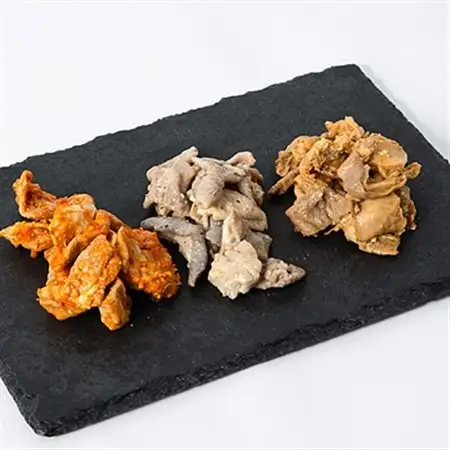 【もつ専門店 食べ比べ3パック入り】味噌、醤油、塩味 各2・計6品【配送不可地域：離島】【1487245】