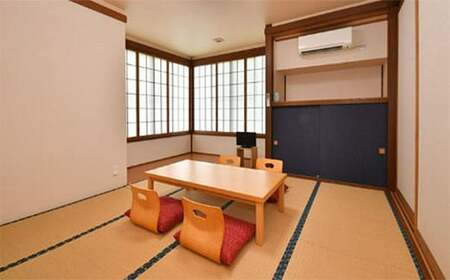 世界遺産の町　平泉町立宿泊施設　浄土の館宿泊券（1泊4名様ご利用） / 平泉 東北 宿泊 簡易宿泊 素泊まり チケット 旅行 旅行券トラベル 合宿 研修 家族 ギフト プレゼント 贈り物 贈答 お祝い【hkl911-jodo-4】