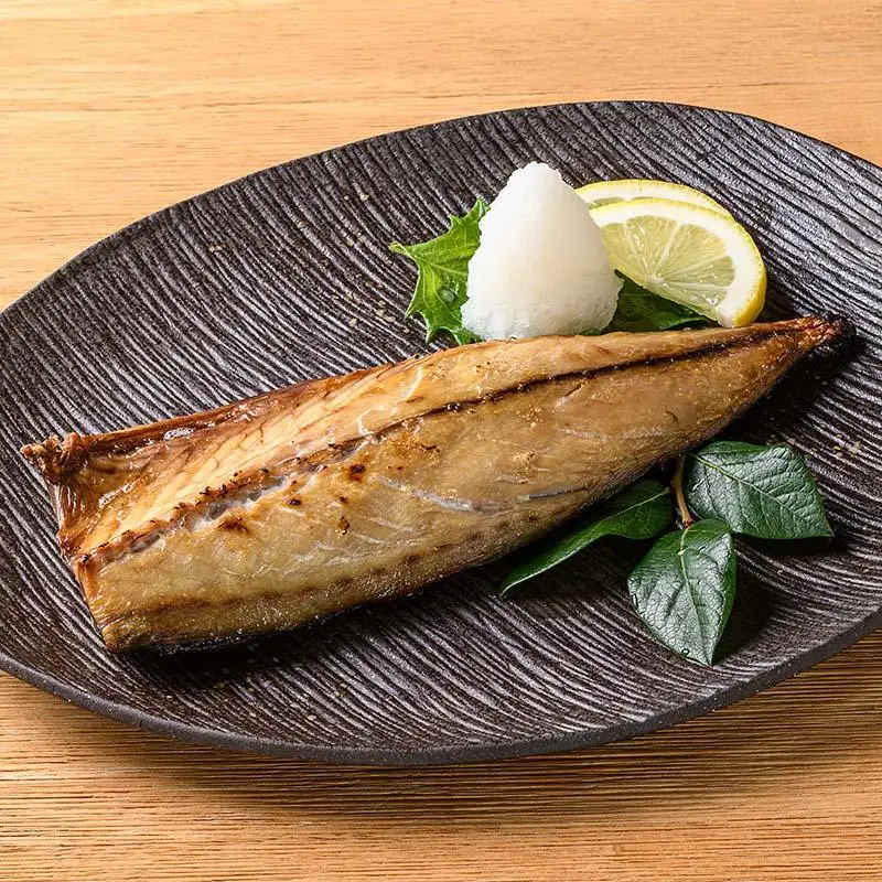 増量羅臼産 さばフィレー 一夜干し 2.4kg（300g×8パック）魚介類 サバ 小分け 知床 北海道