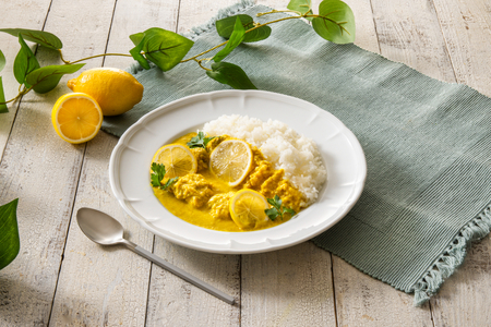 呉阪急ホテル 呉レモンカレー レトルト3個入×1箱 ku148-003-r