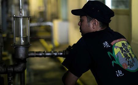 泡盛 【久米島の久米仙】「ブラウン 720ml」「IMUGE. 720ml」  焼酎 アルコール 酒