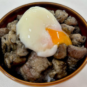オリーブ牛 炭火焼 計1000g (加熱調理済み)