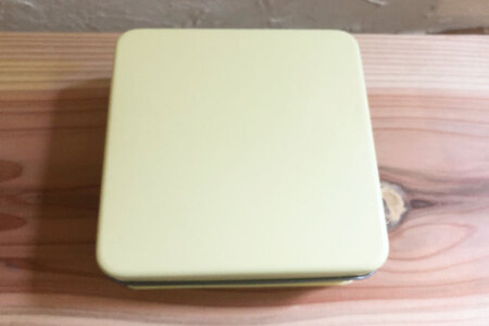 プリザーブドフラワー 花 フラワー缶スクエア 12cm×12cm×4cm [littleprincess 石川県 宝達志水町 38600808]