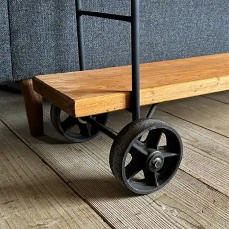 Wheel Rack(ホイールラック)杉無垢材【SWOF】_雑貨・日用品  家具・インテリア _【1499418】