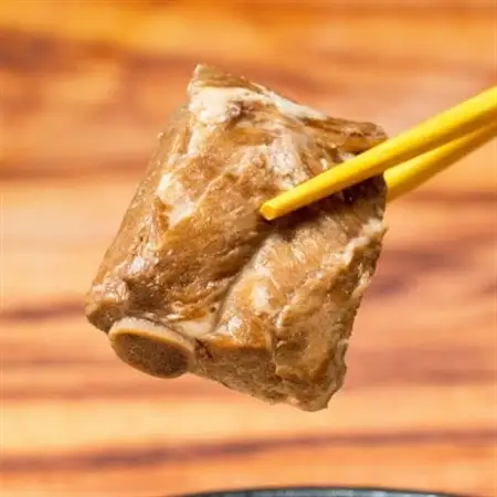 【太生麺の沖縄そば】ちょーでーぐぁ 特製本ソーキ入り 4食セット【配送不可地域：離島】【1523010】
