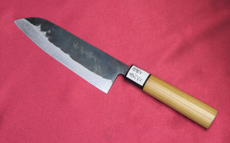三徳包丁 刃渡り17cm / 包丁 刃物 菜切り 手打鍛造 平和兼芳 安来鋼 青紙鋼 / 稲沢市 / 兼芳 [BMAZ002]