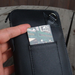ラフテール【karami 空身】スマートフォンショルダー　漆黒(ブラック)　　CW-KM-BK_装飾品・工芸品  鞄・バッグ かばん カバン_【1525251】