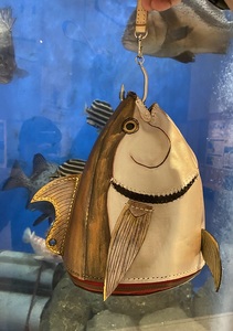 b220-004　まるでミナミマグロ ポシェット