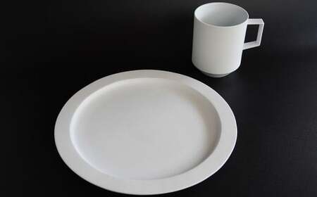 有田焼 24.5cm 円リムプレート・マグカップ スノー 2枚セット【金善製陶所】 食器 器 うつわ プレート マグカップ セット ギフト 35000円 A35-695 