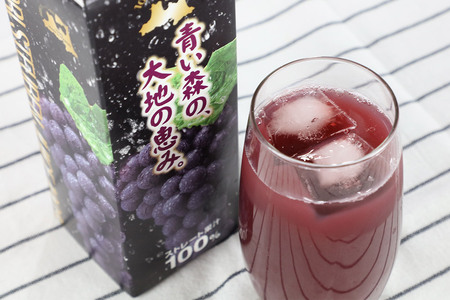 無添加 ストレートぶどうジュース 【青い森の、大地の恵み。あおもりスチューベン100】 1000ml×4本 化粧箱入り