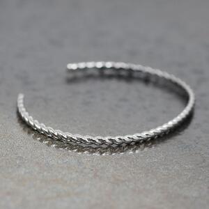 【SILVERプラチナコーティング】個性的なねじりデザインとクラシカルな輝きが印象的なバングル クールな大人カラーが人気 SV-B004 ジュエリー