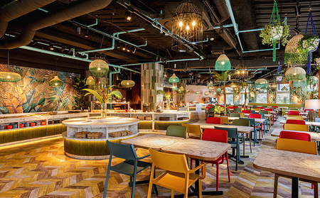 Deluxe Room　ペア宿泊券1泊【朝食・夕食付】 名護市 沖縄 おきなわ 旅行 宿 ホテル 1泊2日 レストラン 海 バカンス 人気 おすすめ ギフト プレゼント 贈り物 補助券 お食事 宿泊 宿泊券 ギフト券