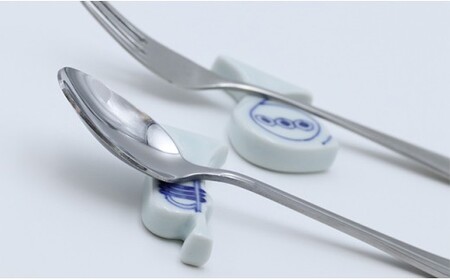 ハーモニー トランペットとホルンの箸置 しん窯・青花 A15-351