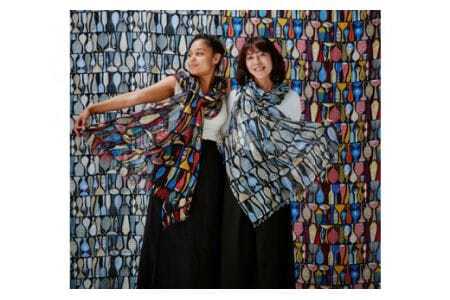 ふんわりシルクカシミヤストール スティグ・リンドベリ　ポテリー　マルチカラー ／ ファッション 織物 山梨県【西桂町との共通返礼品】【tab0160】