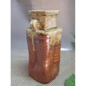 【信楽焼】四角耳付花入れ　花入　花器　花瓶　nha-033