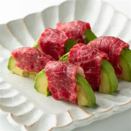 ブランド黒毛和牛【静岡そだち】生牛肉刺身　300g(60g×5個)_肉 黒毛和牛 牛肉 _【配送不可地域：離島】【1537677】
