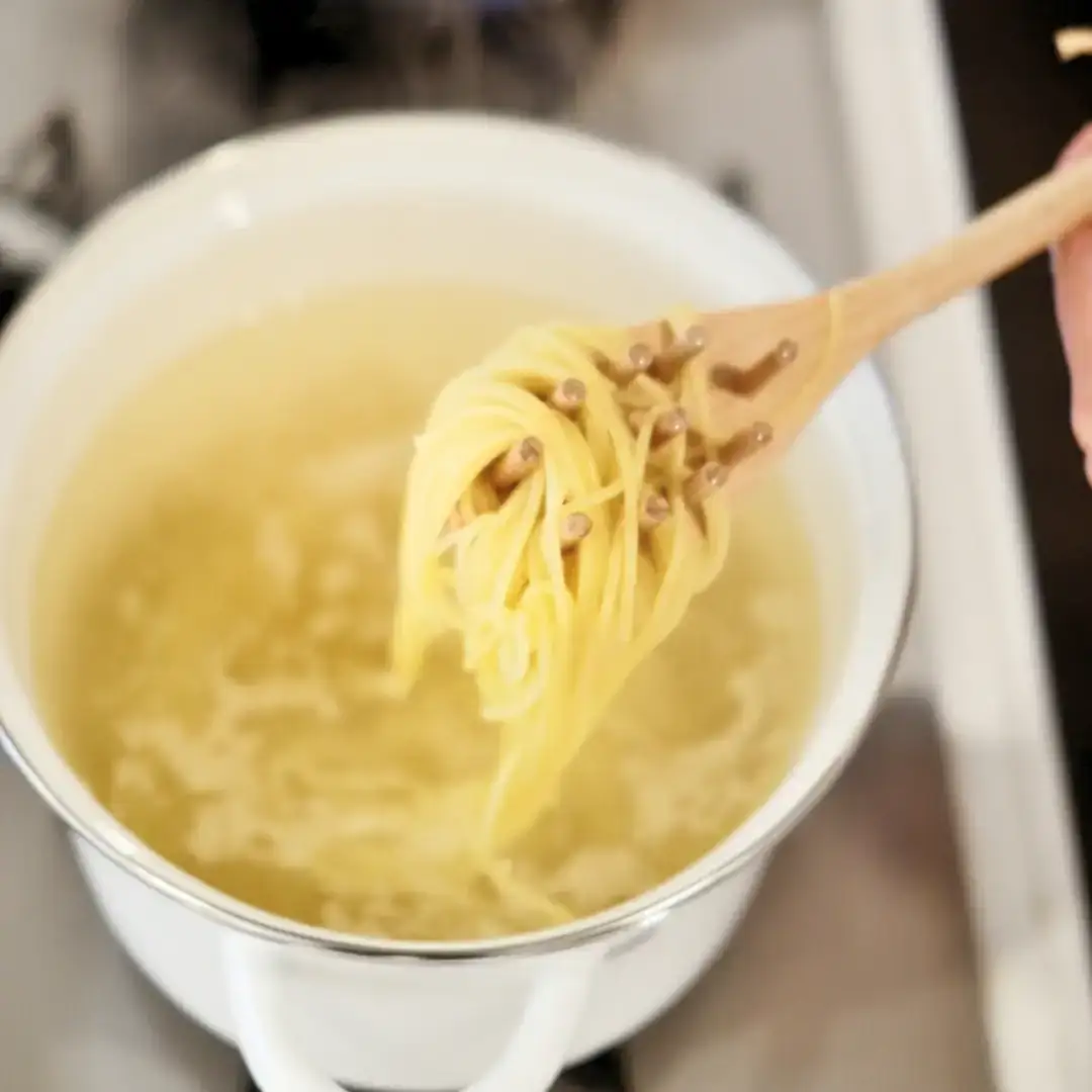 チーズおろし器（粗挽き用）とパスタ用ターナー おろし金 チーズグレーター 調理器具 キッチン用品 キッチンツール 燕三条製 [小柳産業]【010S527】