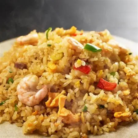 喜神菜館　鉄鍋直火中華　五目炒飯　16食入り(2食入×8袋)_惣菜・加工品 レトルト  _【配送不可地域：離島】【1520588】