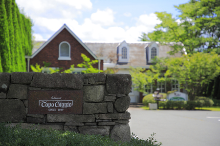 J50　トッポ・ジージヨ　但馬牛 リブ ロース ステーキ 100g ×3 枚（ 但馬牛 黒毛和牛 ブランド牛 国産牛 ロース リブロース 贈り物 ギフト 300g ）